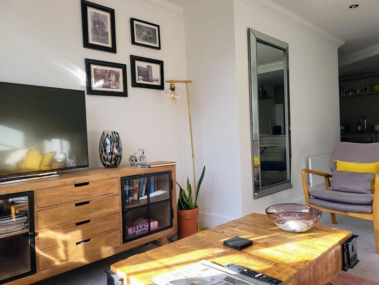 Cocoa River - Two Bed, Two Bath With Allocated Parking York 0*,  Reino Unido